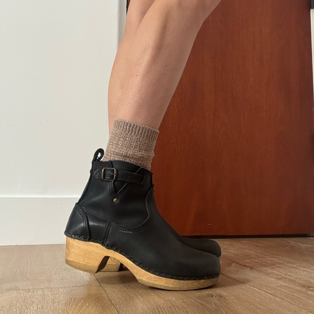 No. 6 Black Leather Clog Boots
